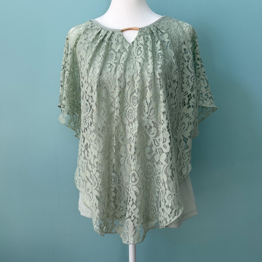 NY Collection women’s Light Green Lace Top SZS.